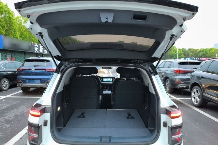 Used Baojun RM-5 2019 1.5T CVT 24-Hour Online Luxury Version 6 Seats Trunk