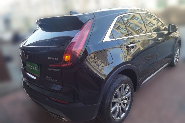 Used Cadillac XT4 2023 28T Two-Wheel-Drive Luxury Version