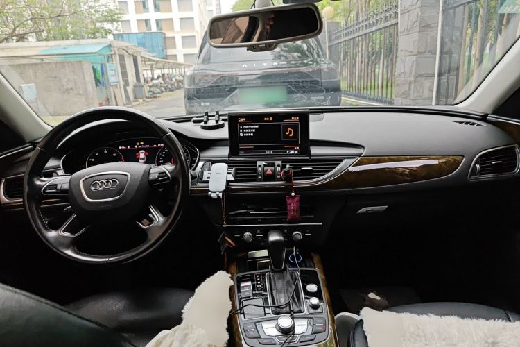 Used Audi A6L 2016 TFSI Technology Edition Center Console