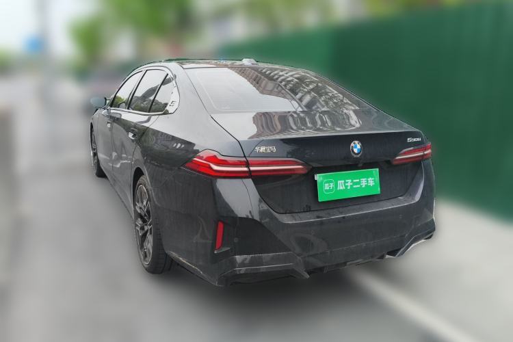 Used BMW 5 Series 2024 530Li Luxury Edition M Sport Package Exterior 3