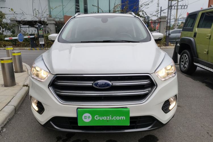 Used Ford Kuga 2019 EcoBoost 180 Two-Wheel-Drive Platinum Edition China VI Standard