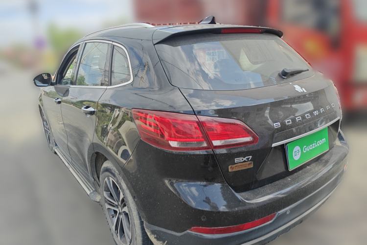 Used BORGWARD BX7 2016 28T Two-Wheel Drive Luxury Version 5 Seats
