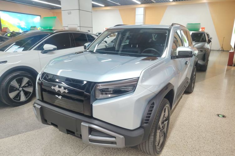 Used Formula Leopard Titanium 3 2025 501KM All-Wheel Drive Intelligent Driving Ultra Version