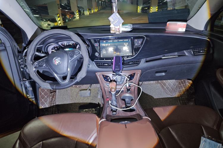 Used Buick Envision 2020 20T Two-Wheel Drive Luxury Model
