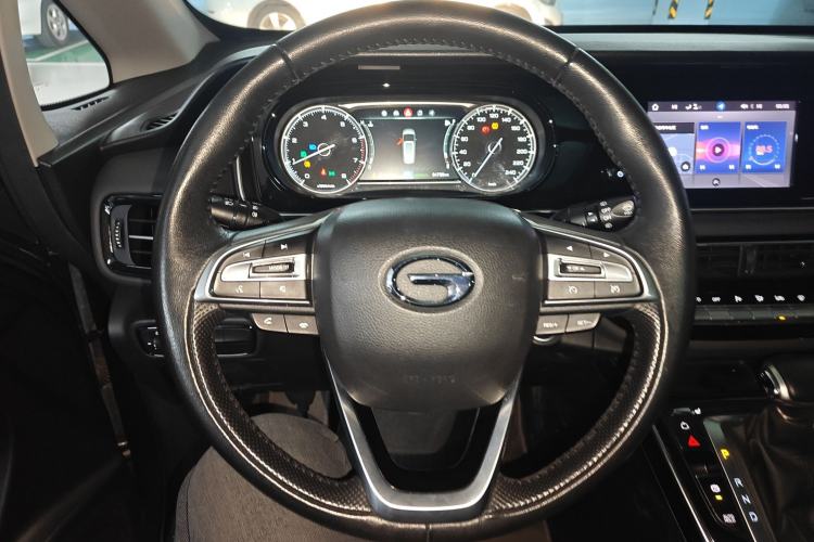 Used GAC Trumpchi M6 2021 270T DCT Luxury Edition (7-seater)
