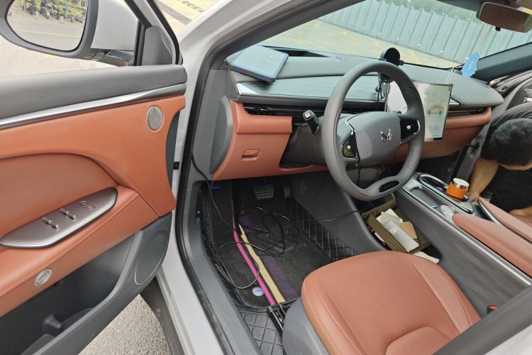 Used ARCFOX Alpha T5 2026 Model Pure Electric 560 Yuanjing Smart Driving Version Driver Seat