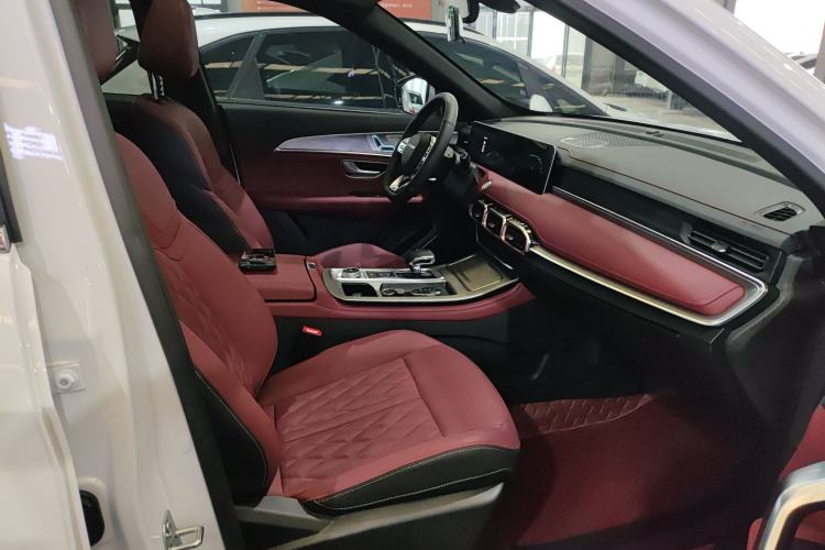 Used JETOUR X70 PLUS 2024 Champion Edition 1.5T DCT Champion MAX+ 5-seater