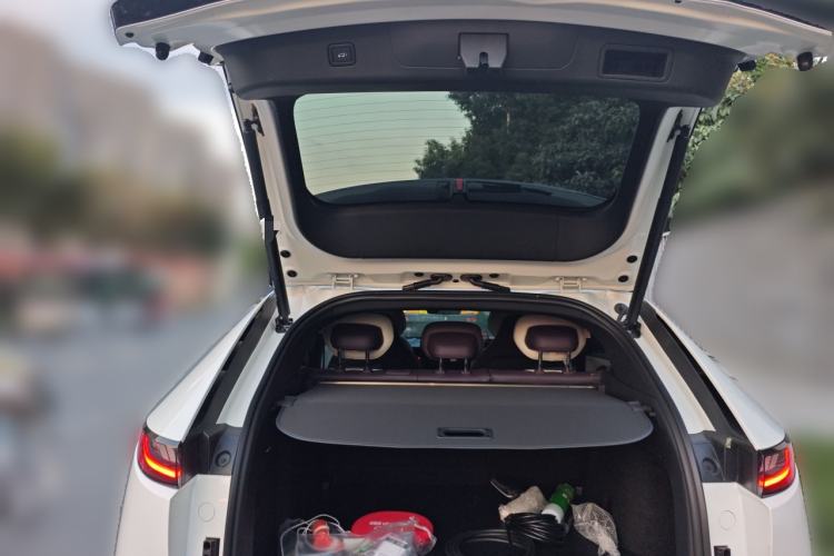 Used Mazda EZ-60 2025 Model Range-Extended 200 Max
