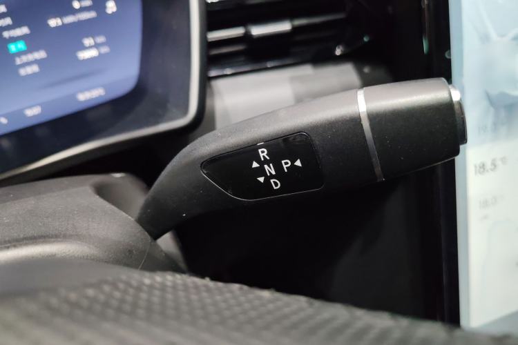 Used XPeng G3 2021 G3i 460N Gear Lever