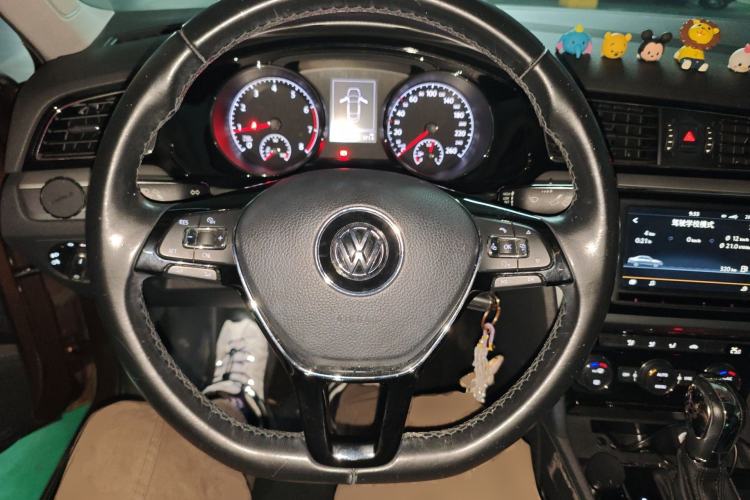 Used Volkswagen Lamando 2015 330TSI DSG Comfort Edition Steering Wheel