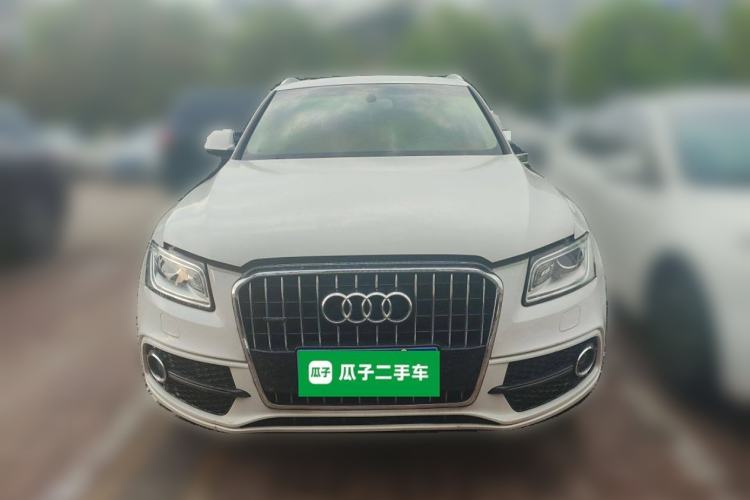 Used Audi Q5 2018 Collector's Edition 40 TFSI Technology Model
