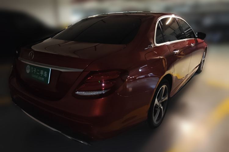 Used Mercedes-Benz E-Class 2019 E 300 L Sporty and Stylish Model