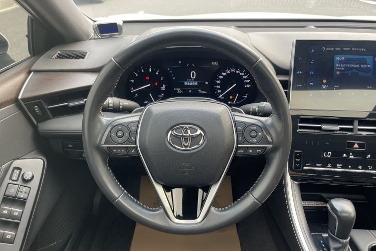 Used Toyota Avalon 2022 2.5L Luxury Edition Interior 10
