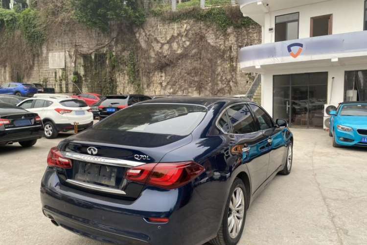 Used Infiniti Q70 2017 Q70L 2.5L Elite Edition