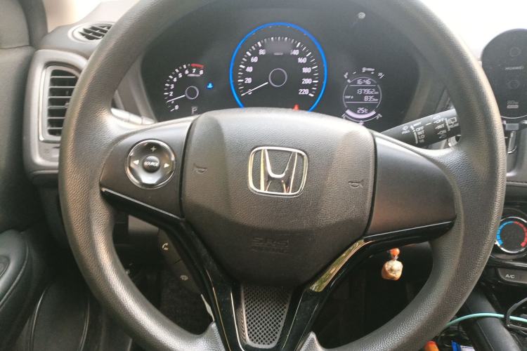 Used Honda Vezel 2015 1.5L CVT two-wheel drive Comfort trim Steering Wheel