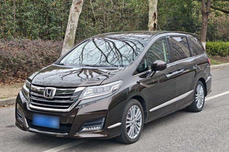 Used Honda Elysion 2016 2.4L Classic Edition Exterior 2