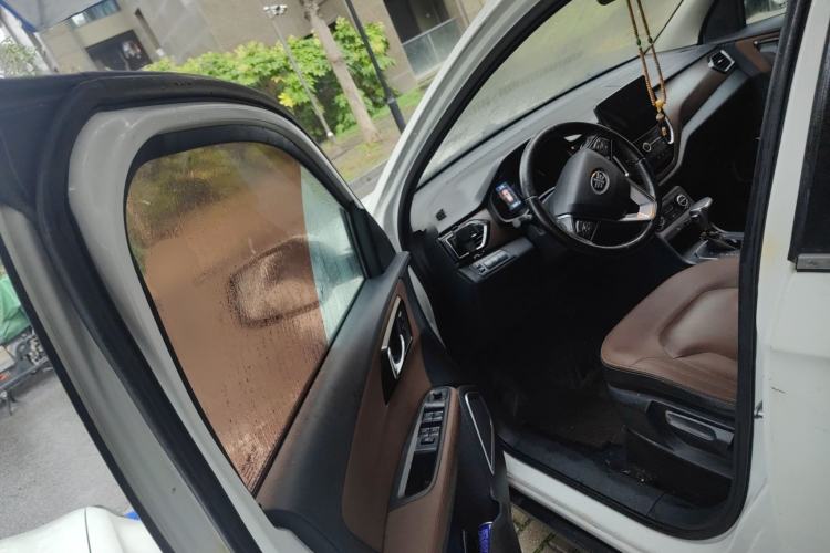 Used FAW Senya R7 2017 1.6L Automatic Smart Version Driver Seat