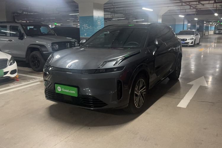 Used Lynk & Co 08 EM-P 2025 120km Long-Range Pro
