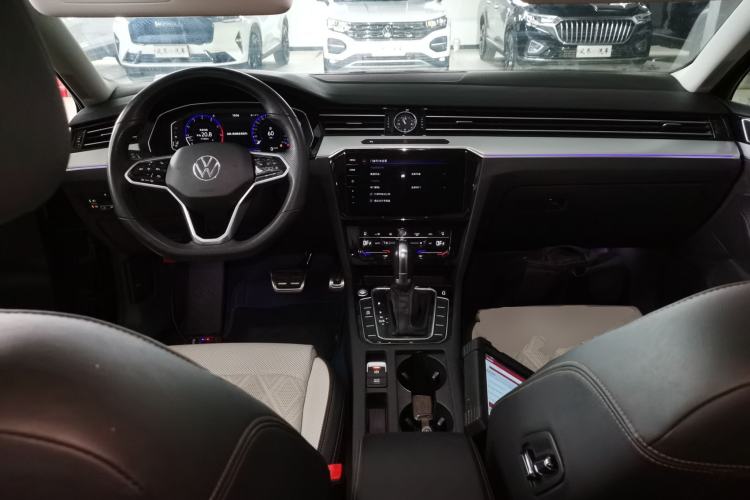 Used Volkswagen Magotan 2023 2 Million Units Commemorative Edition 330TSI DSG Luxury Version