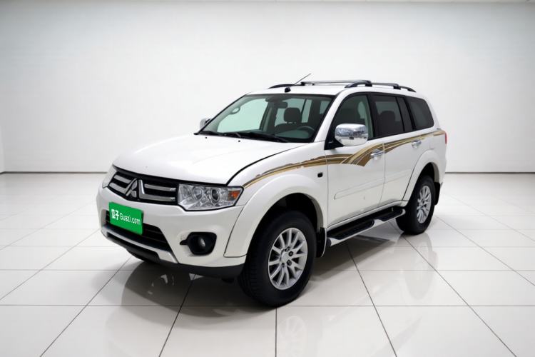 Used Mitsubishi Pajero Sport 2013 3.0L Automatic 4x4 Executive Edition