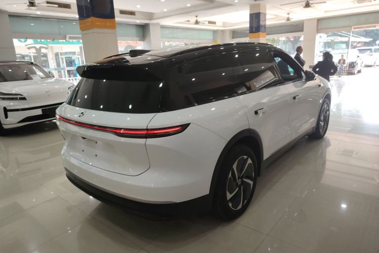 Used Nio ES8 2023 75 kWh
