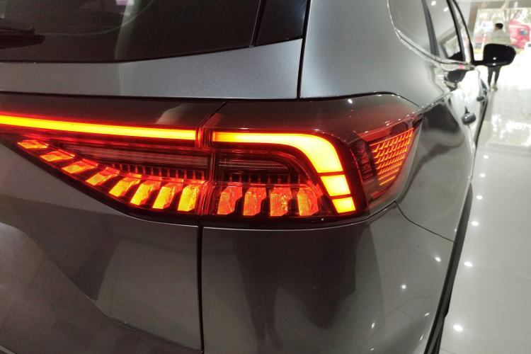 Used Chery Tiggo 8 PRO 2024 Champion Edition 290T Two-Wheel Drive Peak Version 7 Seats