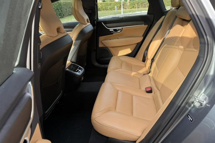 Used Volvo V90 2019 Cross Country T5 AWD Smart Range Version China V Standard
