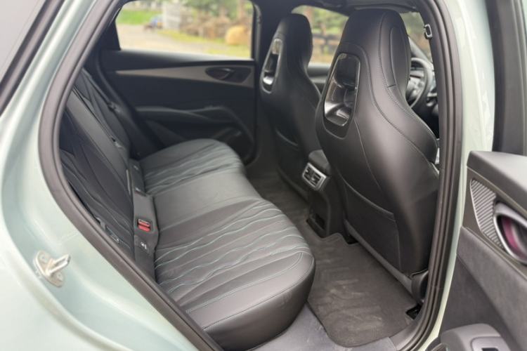 Used BYD Seal 06 New Energy 2025 DM-i Intelligent Drive 120KM Flagship Model Interior 12