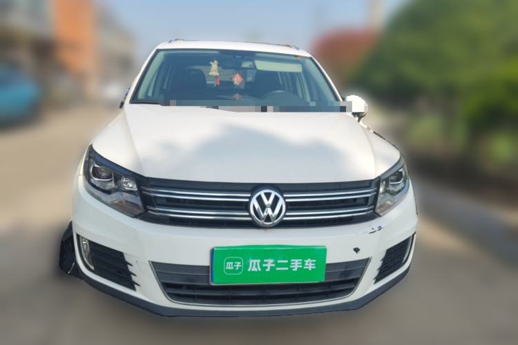 Used Volkswagen Tiguan 2015 1.8TSI Automatic All-Wheel-Drive Luxury Model Front