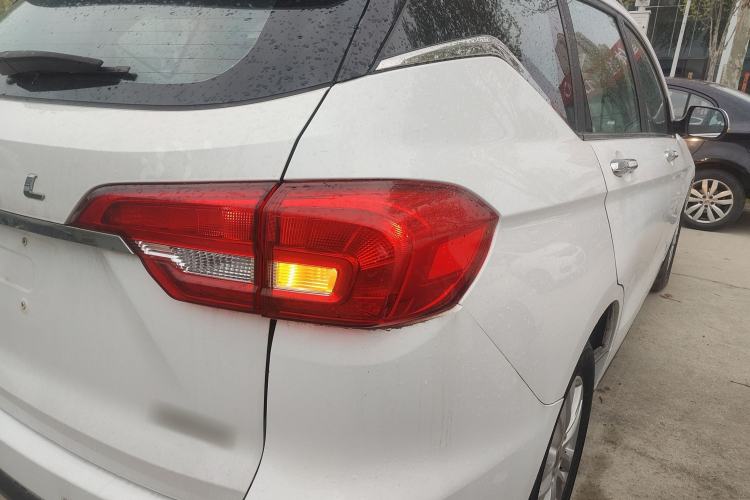 Used Haval M6 2018 Revised Version 1.5T DCT Two-Wheel Drive Elite Edition
