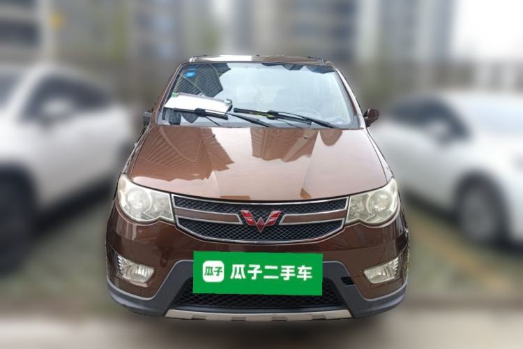 Used Wuling Hongguang 2014 1.2L S Comfort Model China IV