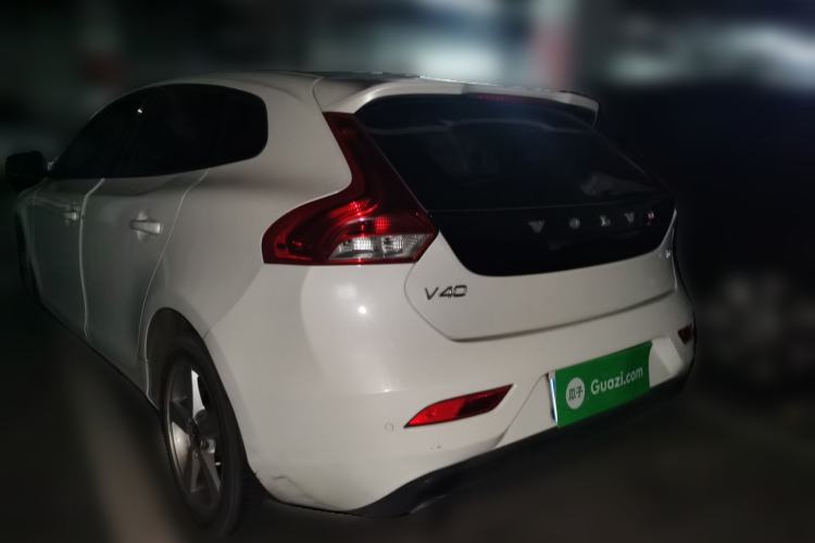 Used Volvo V40 2016 T3 Zhiyi Edition Rear Left 45 Deg
