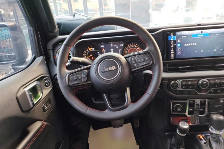 Used Jeep Wrangler 2024 2.0T Robin Hood Four-Door Edition