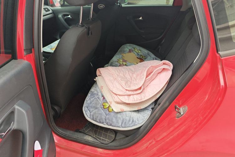 Used Volkswagen Polo 2016 1.6L Automatic Comfort Model Left Rear Seat