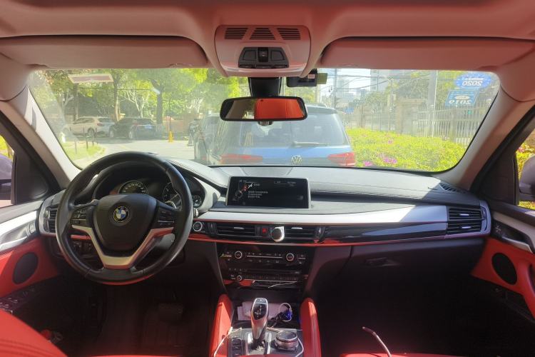 Used BMW X6 2016 xDrive35i Base Model Middle East Center Console