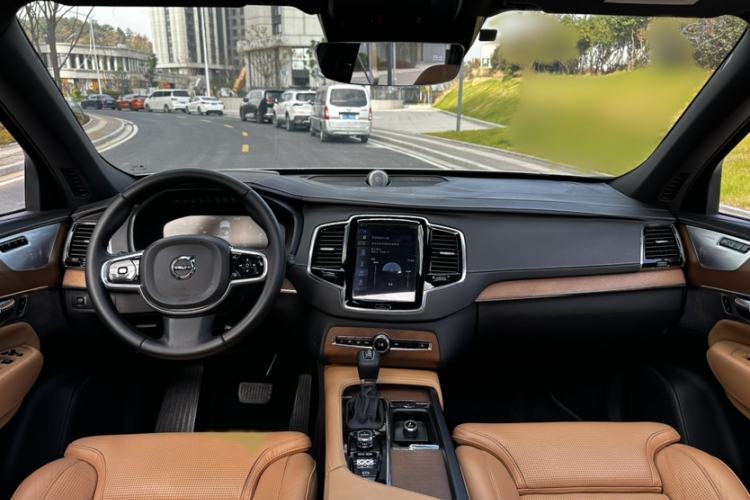 Used Volvo XC90 2015 T6 Prestige 7-Seater Interior 7