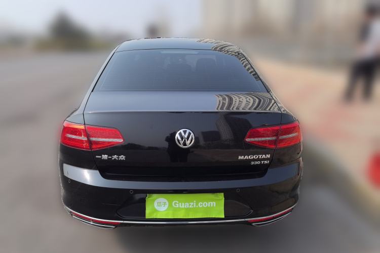 Used Volkswagen Magotan 2018 330TSI DSG Luxury Model Rear