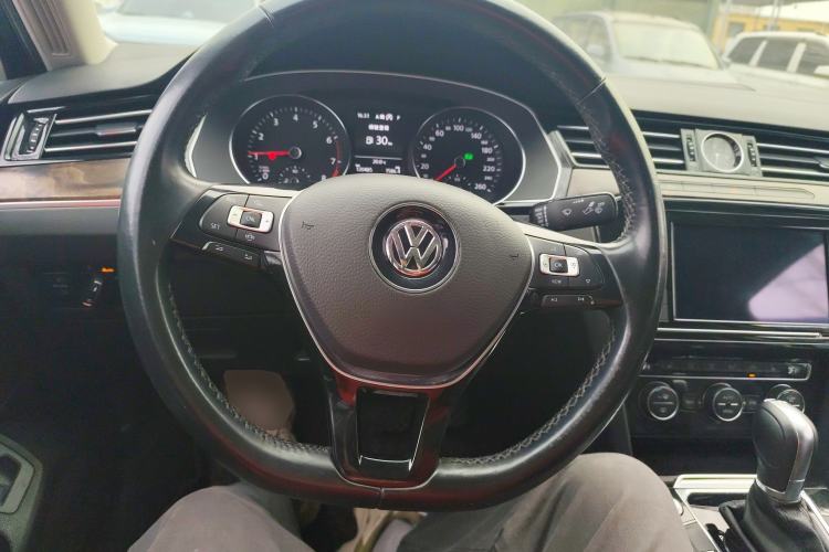 Used Volkswagen Magotan 2019 330TSI DSG Luxury Version China VI Standard
