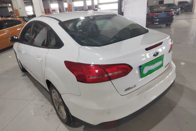 Used Ford Focus 2017 Sedan 1.6L Manual Fashion Edition Smart Drive Version