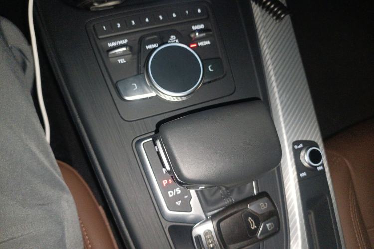 Used Audi A4 2017 45 TFSI allroad quattro Sport model
