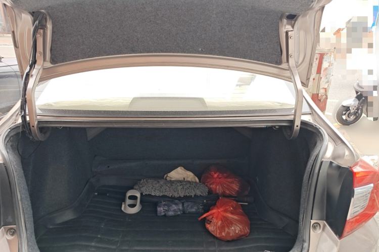 Used Honda Greiz 2016 1.5L CVT Classic Edition Trunk