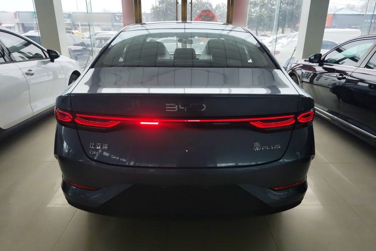 Used BYD Qin PLUS 2025 DM-i Smart Drive 55KM Leading Model
