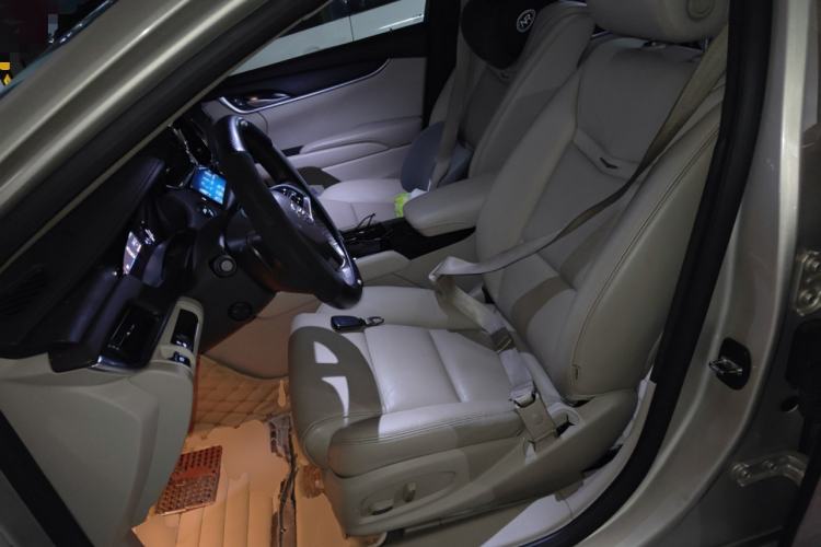 Used Cadillac XTS 2014 28T Comfort Version
