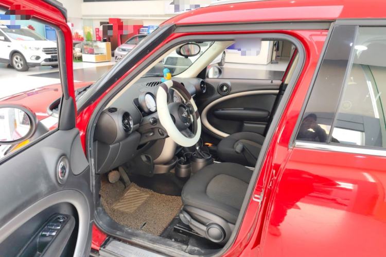 Used MINI Countryman 2011 1.6L ONE Interior 3