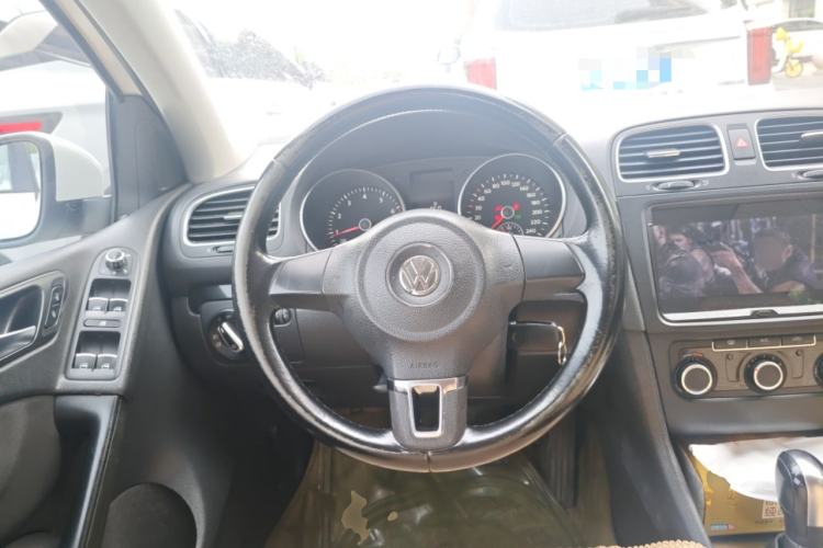 Used Volkswagen Golf 2012 1.6L Automatic Comfort Model
