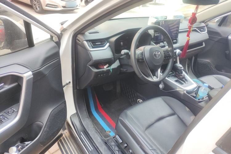 Used Toyota RAV4 2022 2.0L CVT Two-Wheel Drive Fashion Plus Edition
