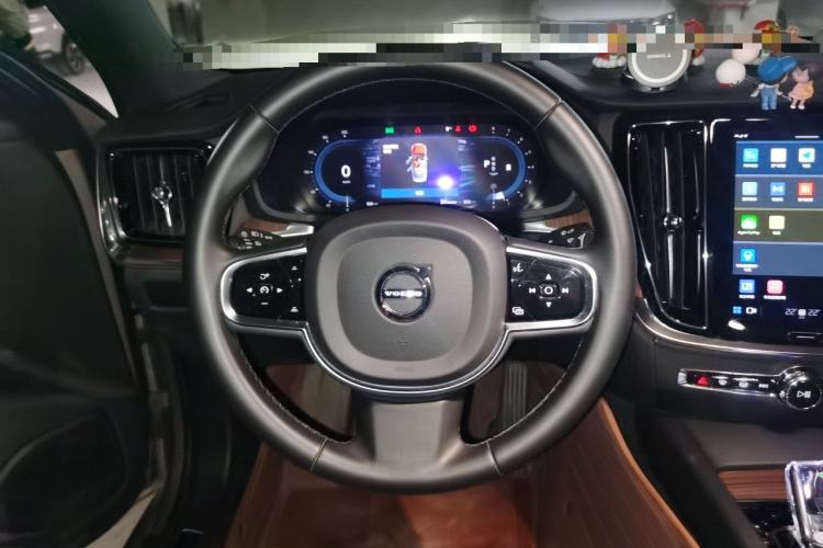 Used Volvo S60 2023 B4 Zhiyi Luxury Edition