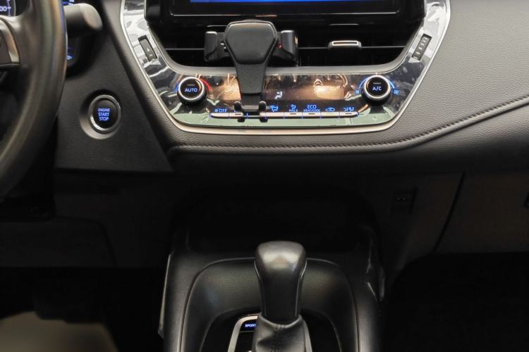 Used Toyota Levin 2021 185T CVT Luxury Edition
