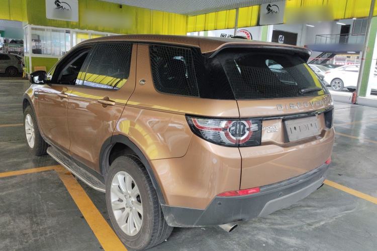 Used Land Rover Discovery Sport 2016 2.0T SE Rear Left 45 Deg