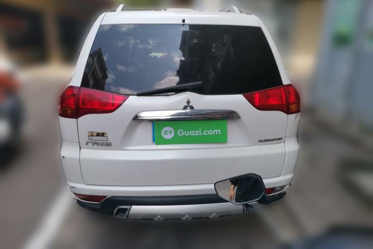 Used Mitsubishi Pajero Sport 2013 3.0L Automatic 4x4 Flagship Edition Rear